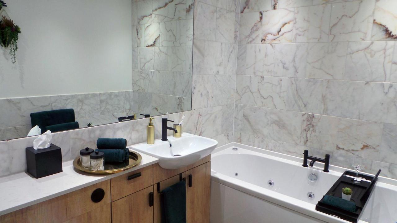 Luxury 1 Bedroom Duplex With Free Parking Plymouth Exteriör bild